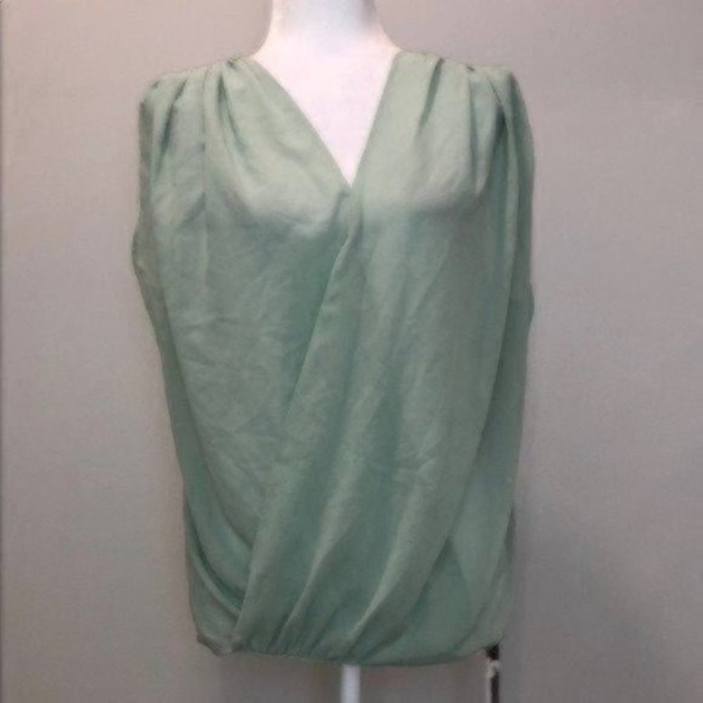 Myne Mint Green Sleeveless Top Sz 6 NWT